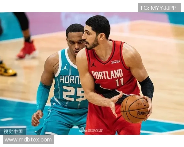 开拓者狂胜黄蜂，进一步巩固西部排名